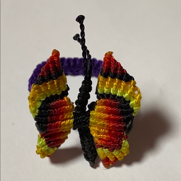 Macrame butterfly ring - Picture 3 of 3
